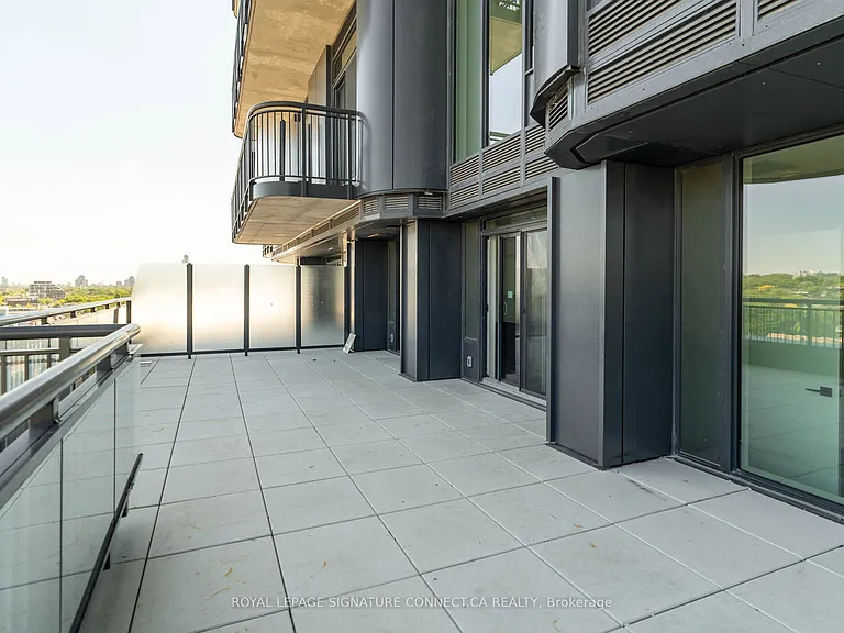 1185 Dupont St #815 — Photo 20