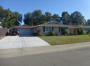 8818 Elk Way, Elk Grove, CA 95624