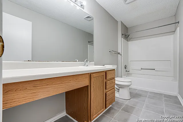 16522 Alwick Ln — Photo 24
