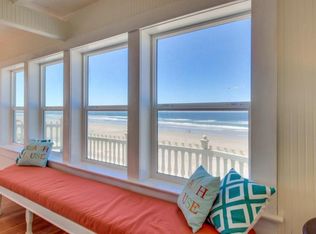 619 NW Alpine St, Newport, OR 97365
