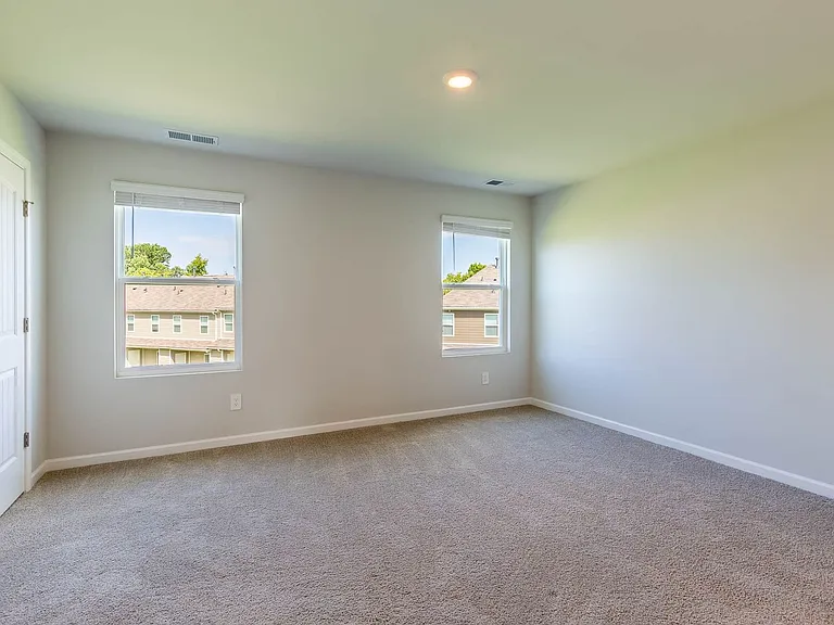 626 Longtail Ln — Photo 14