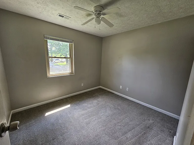 7779 Cedar Wood Cir — Photo 15