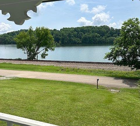 4th image of 11025 Lake Ridge Dr
