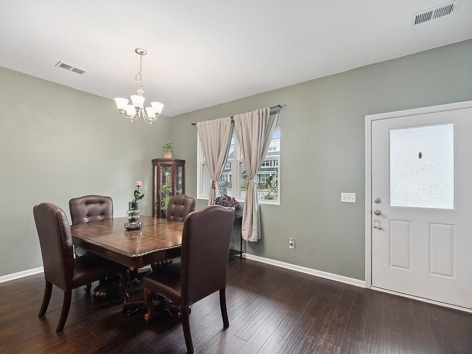 2nd image of 188 Woodward Rd