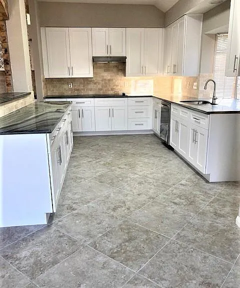 3231 Creek Manor Dr — Photo 9