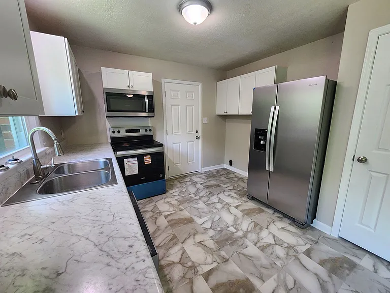 346 Tucson Dr — Photo 14