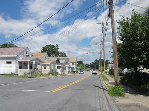 2nd image of 273 Altamont Ave