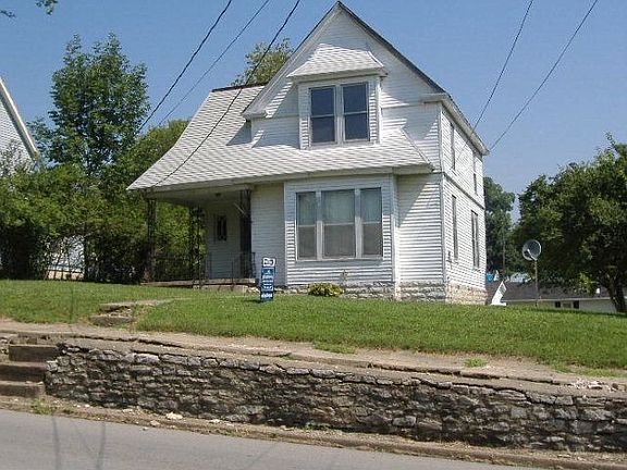 2nd image of 206 Elizaville Ave