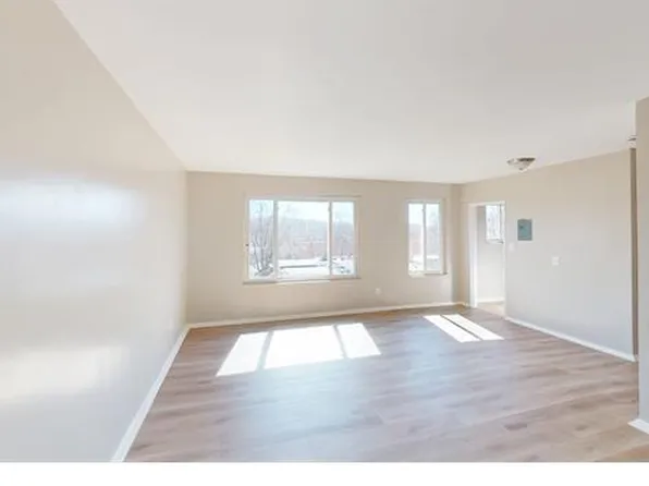 4209 Dix St NE, Washington, DC