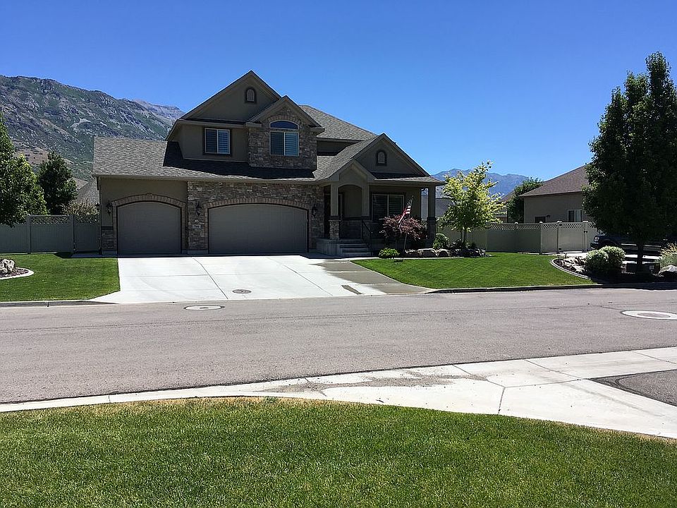 1st image of 766 N 1300th St E