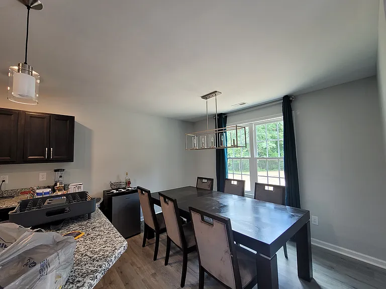 370 Keith Rd — Photo 5