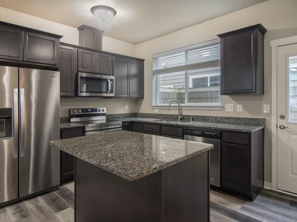 284 B St #102, Blaine, WA 98230