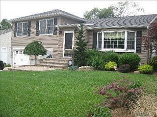 5th image of 3692 Locust Ave