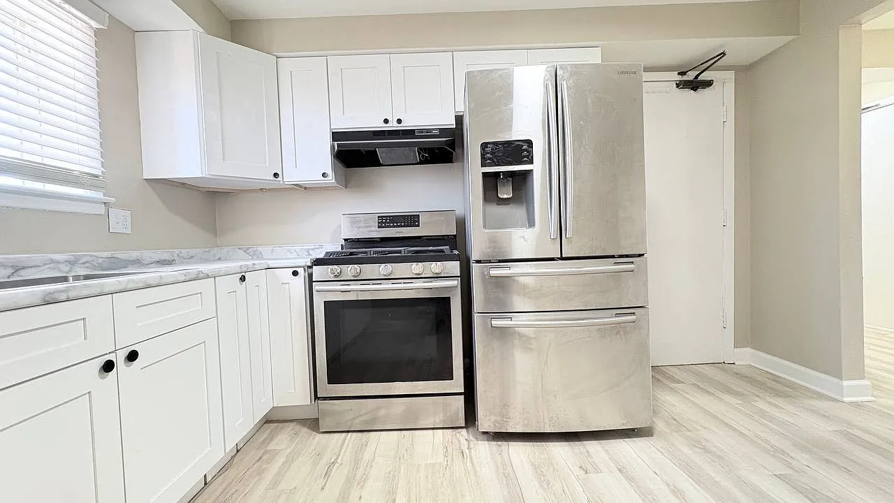 1 bed, 950 sqft, $1,495 — Photo 2