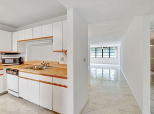 5598 Witney Dr APT 305, Delray Beach, FL 33484