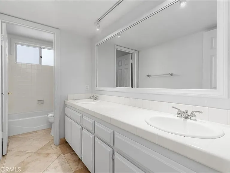 34031 Granada Dr — Photo 11