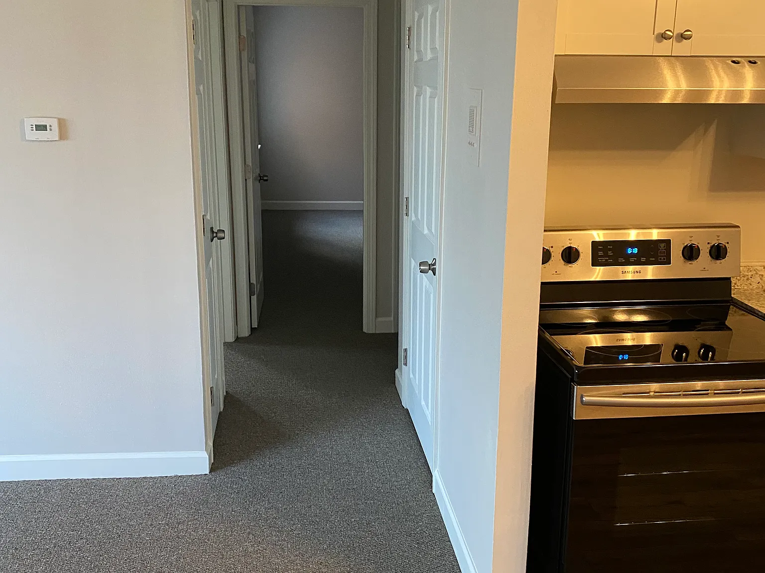 Burritt Apartments — Photo 1