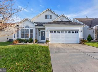 28 Sea Girt Ln, Waretown, NJ 08758