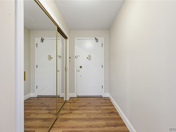 3rd image of 4545 Chestnut Ridge Rd #112A