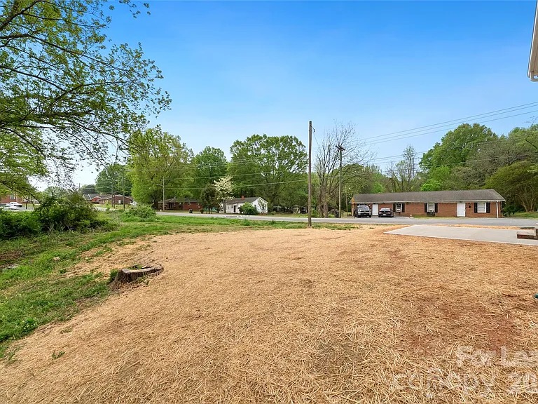 1007 Sioux St — Photo 30