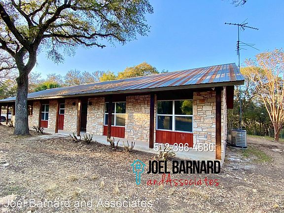 2nd image of 2846 Paso Del Robles