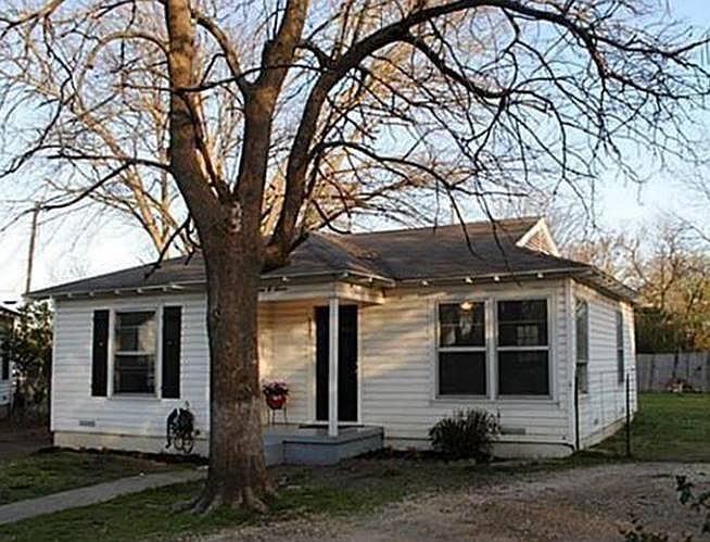 1st image of 1607 Amscott St
