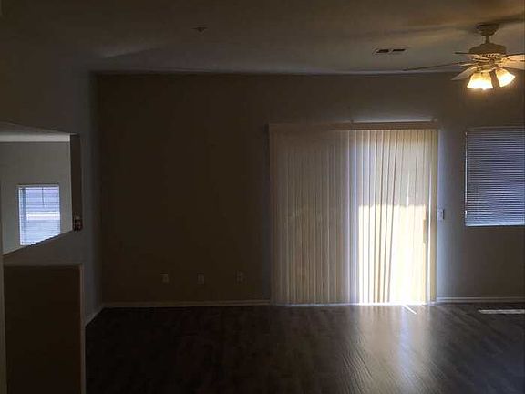 3rd image of 805 S Sycamore St #213