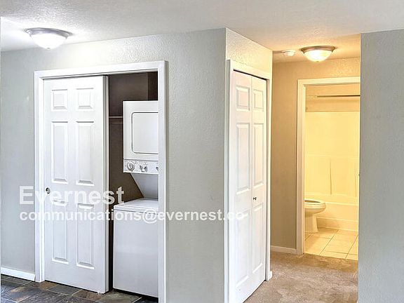 5th image of 332 Healy Ave S APT 6