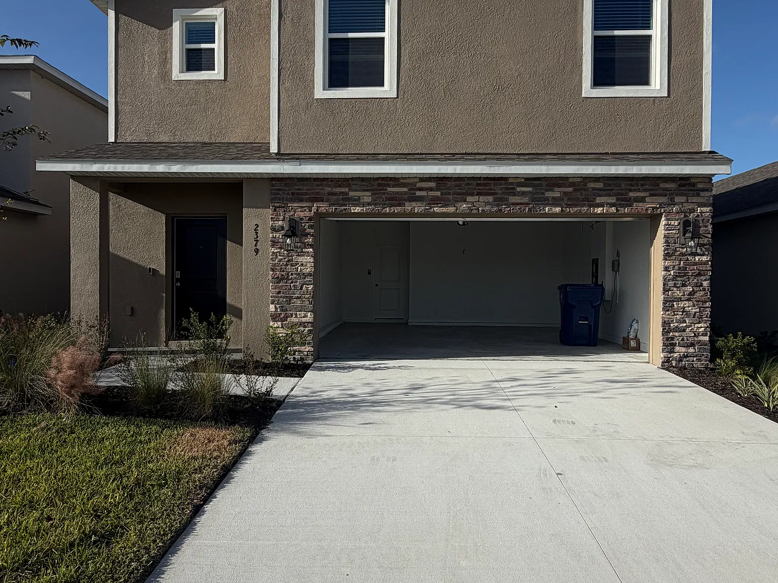5 bed, 2447 sqft, $2,650 — Photo 1