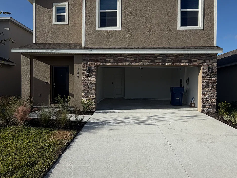 2379 Bender Dr