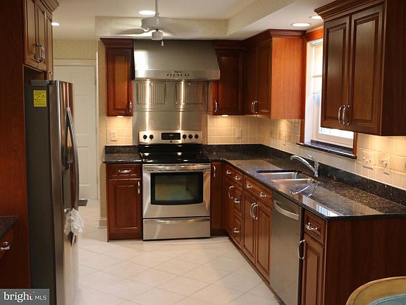 4th image of 11771 Rexmoor Dr