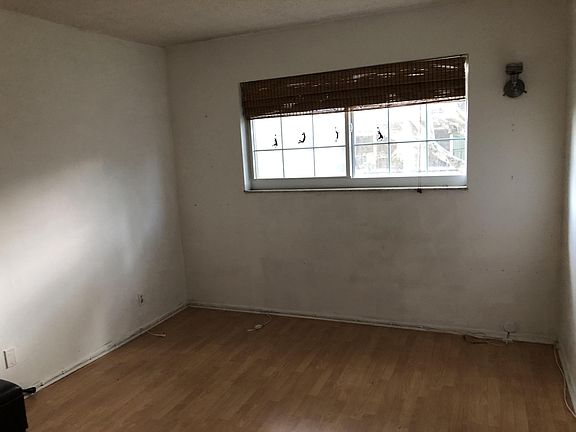 4th image of 3002 NE 5th Terrace NE #210-B