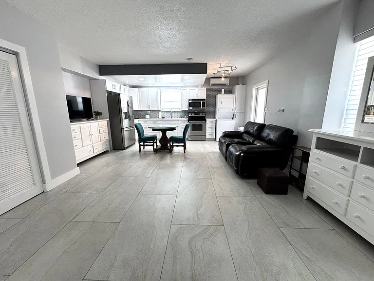 113 Mockingbird Rd #1 — Photo 16