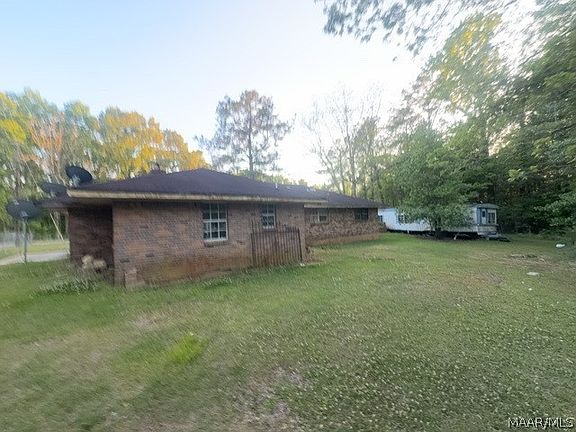 2nd image of 2239 Ramah Church Rd