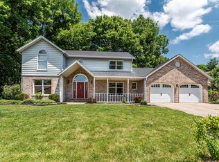 12 Covered Bridge Ln, Glen Carbon, IL