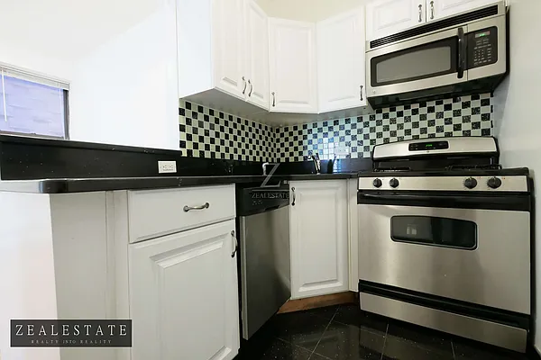 Rented by ZealEstate Group Inc | media 32