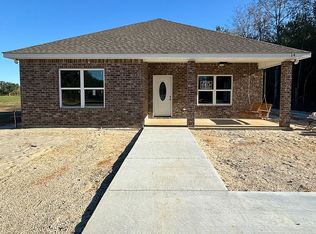 14 Ralph Westbrook Rd, Picayune, MS 39466