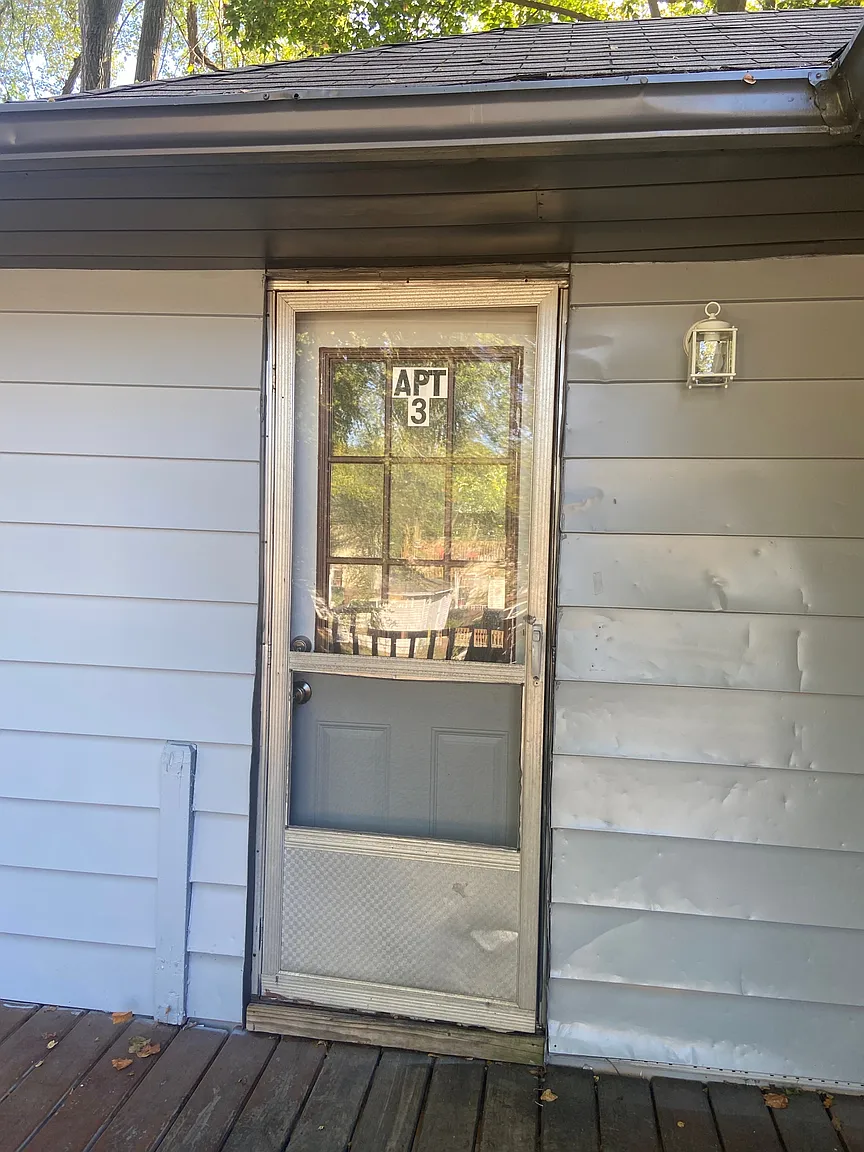 1516 E Ganson St #3 photo 1