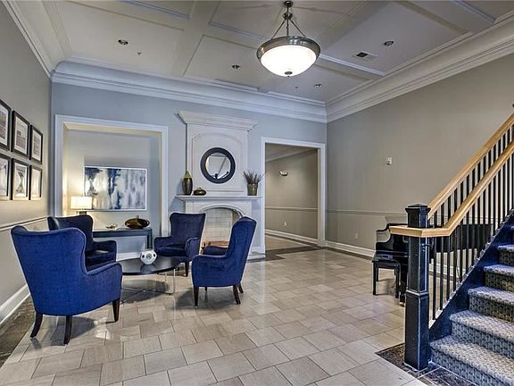 5th image of 2929 McGee Trfy APT 405
