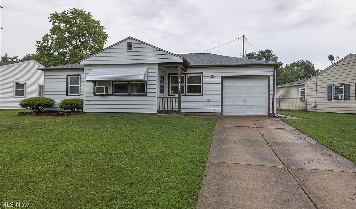 10152 Newkirk Dr, Parma Heights, OH 44130 Zillow
