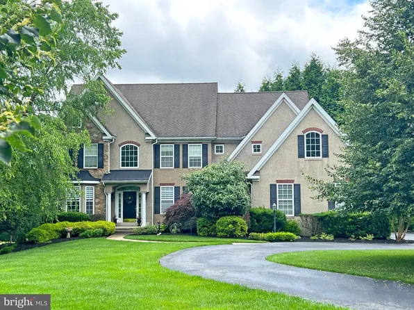 124 Forest Dr, Kennett Square, PA 19348