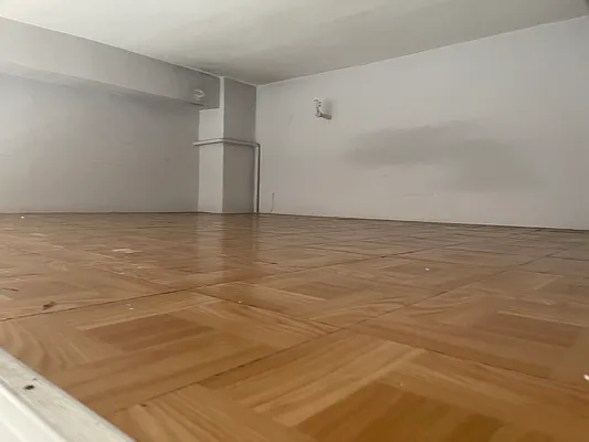 Rented by Beekman Street Realty | media 33