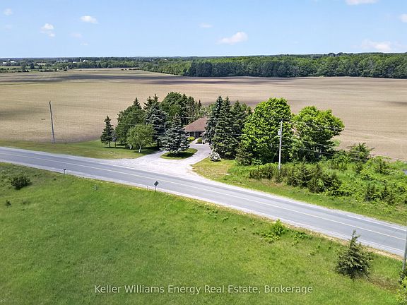 5th image of 658 Ridge Rd