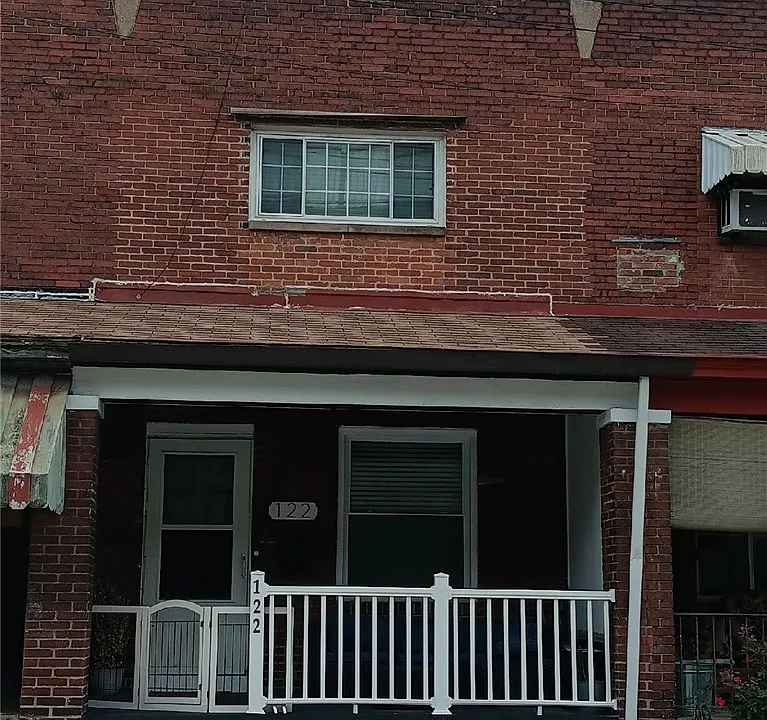 122 Pattison St