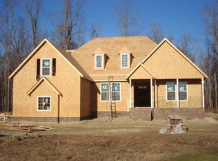 104 Whistling Duck Ct, Moyock, NC 27958