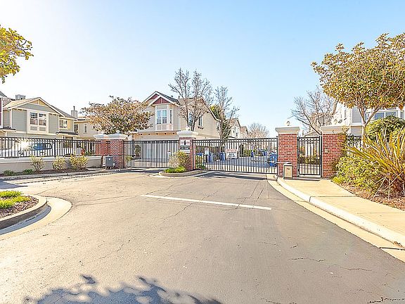 3rd image of 7354 Carter Ave