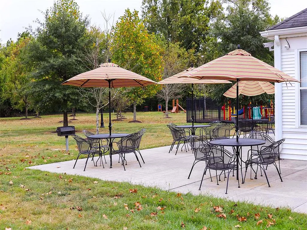 Westbrook Commons — Photo 3