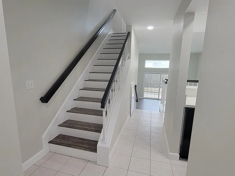 5081 College View Ave #5 — Photo 11