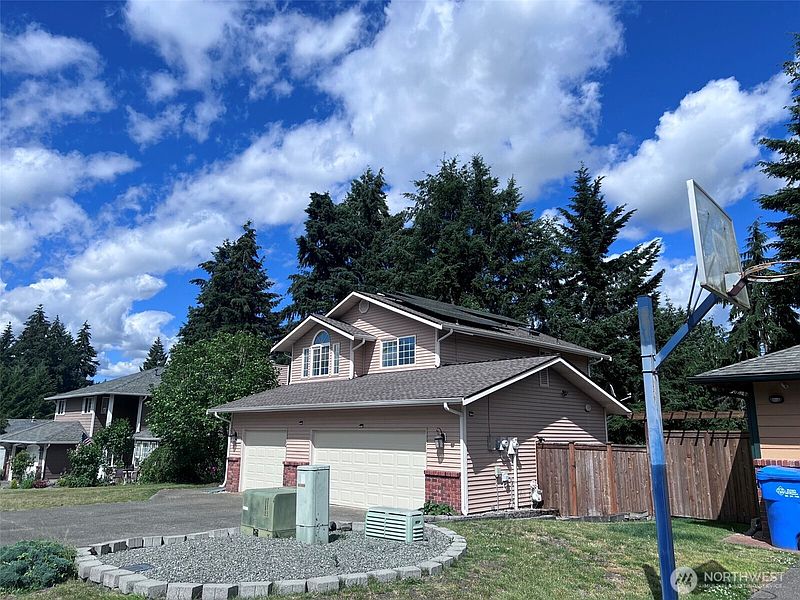 4th image of 19409 110th Avenue Ct E