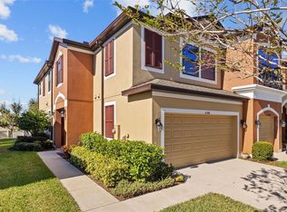 11546 Crowned Sparrow Ln, Tampa, FL 33626